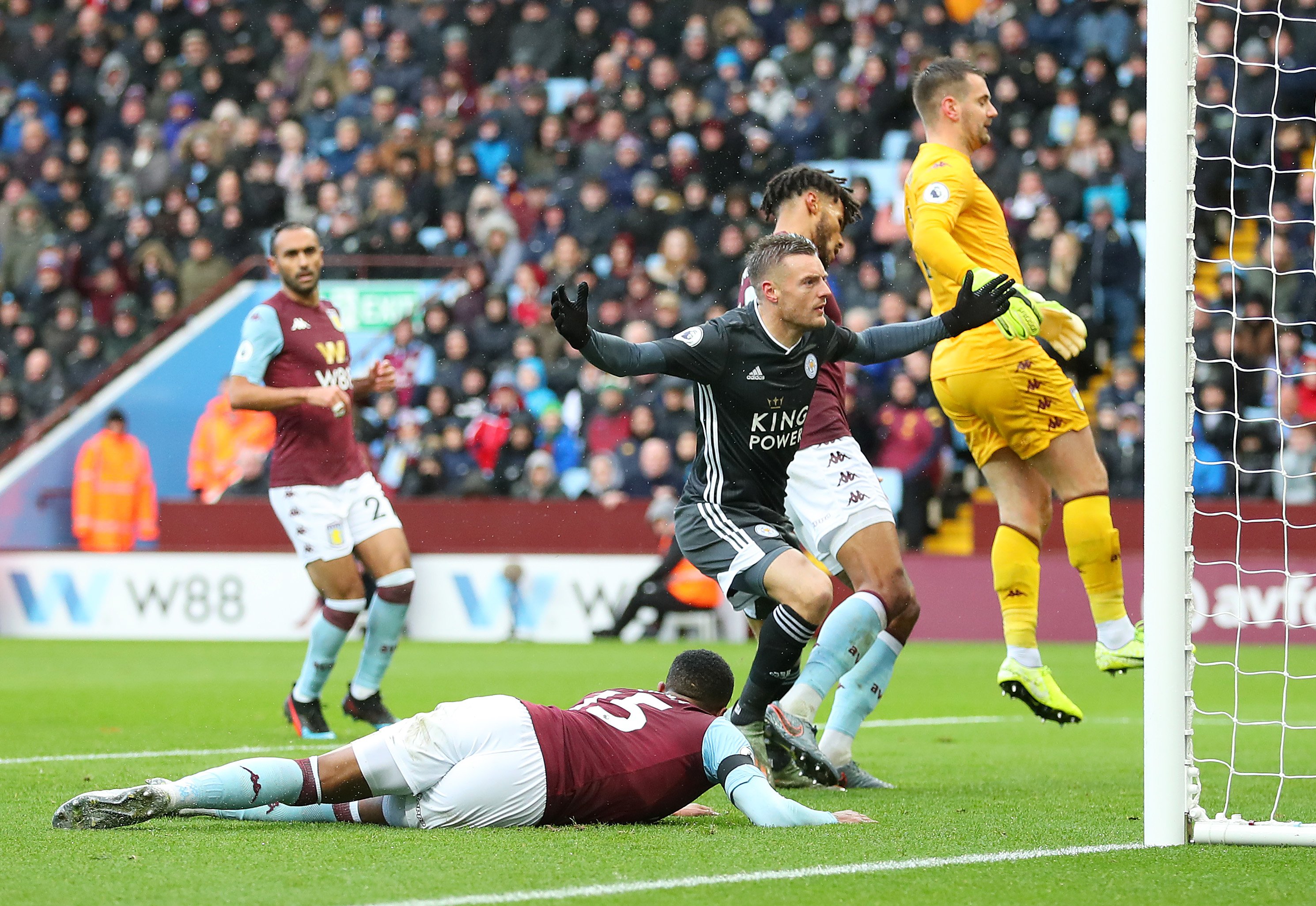 群体中引发 群体中引发